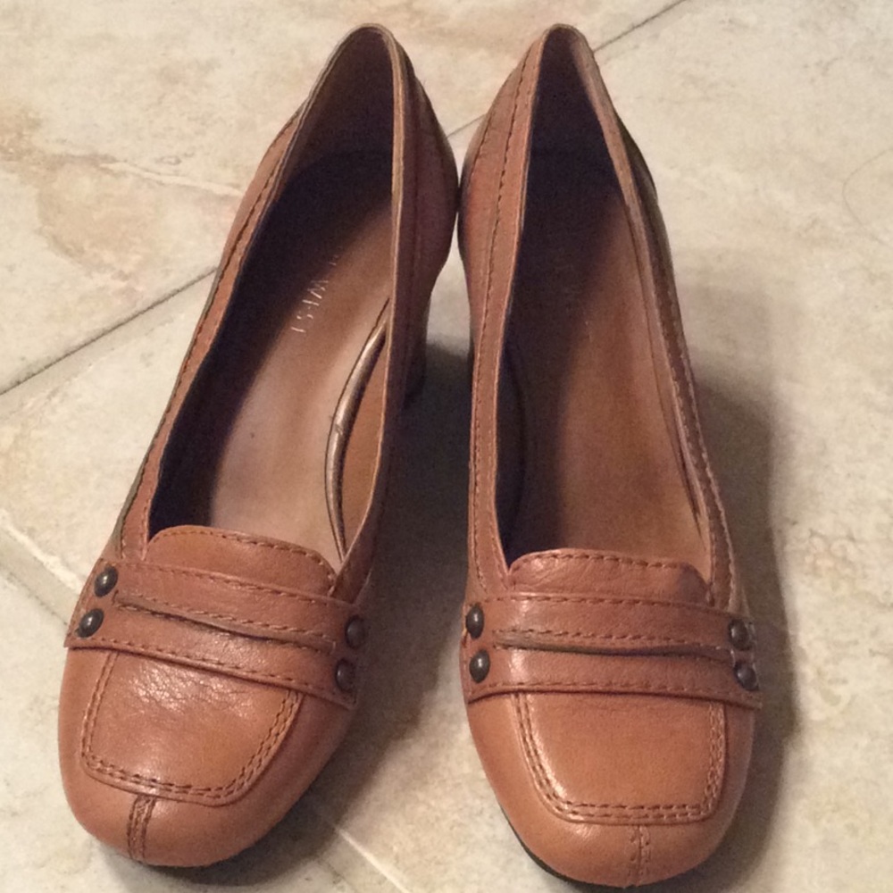 Nine west block heel pumps